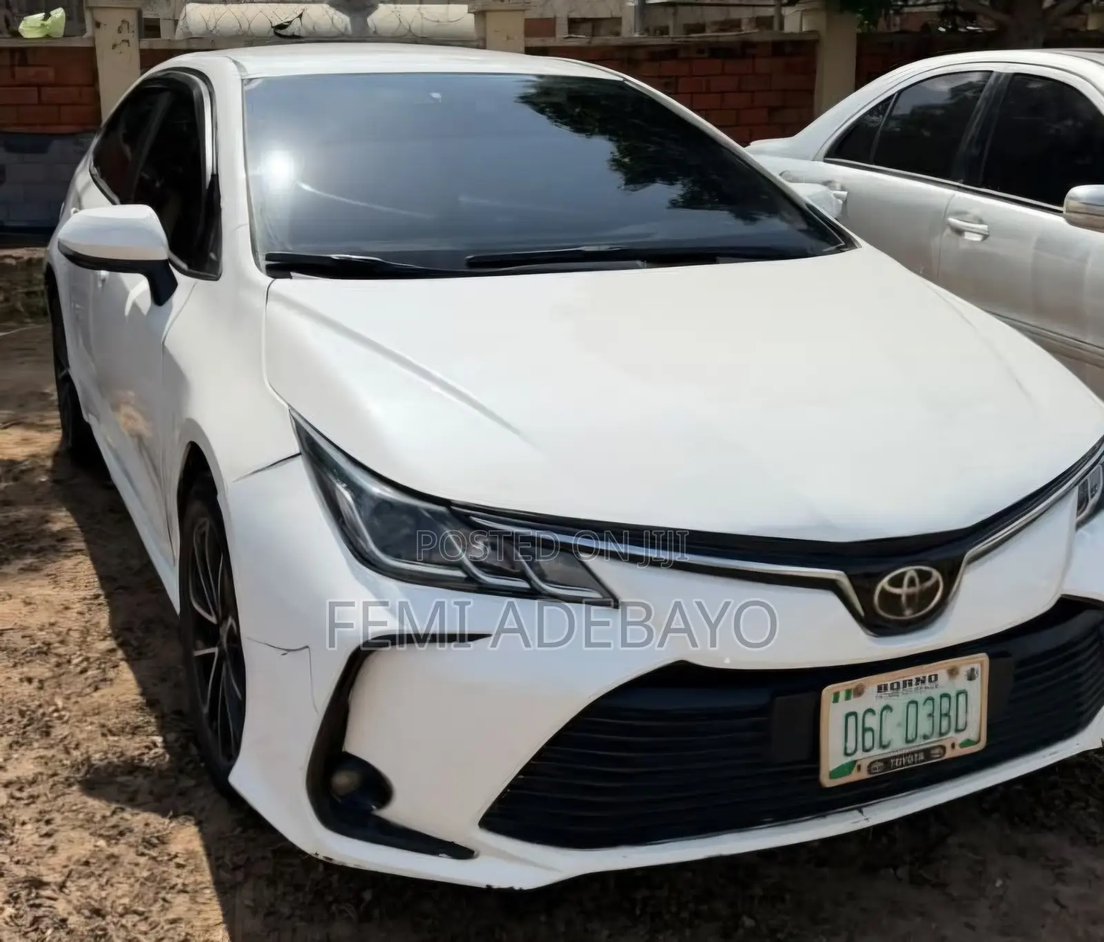 Toyota Corolla LE 2020 White