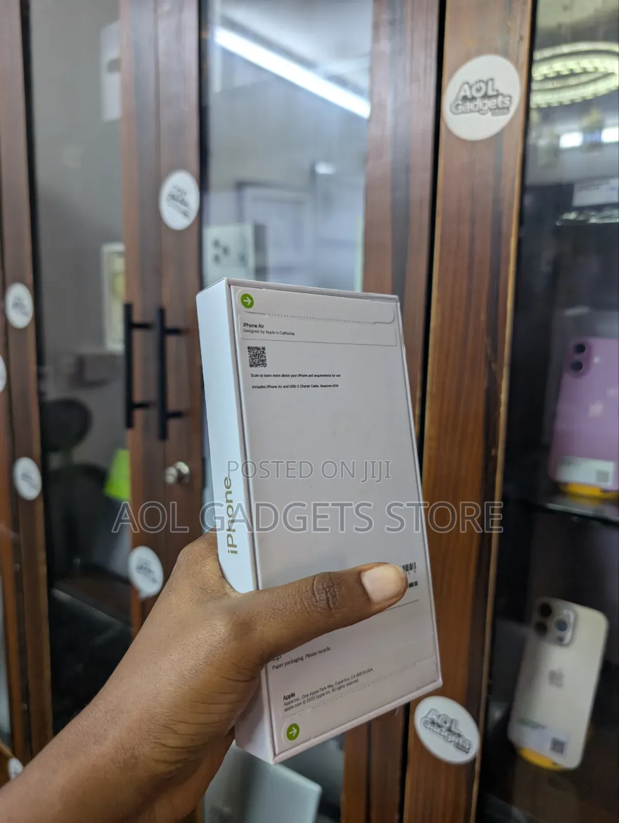 New Apple iPhone Air 256 GB Gold