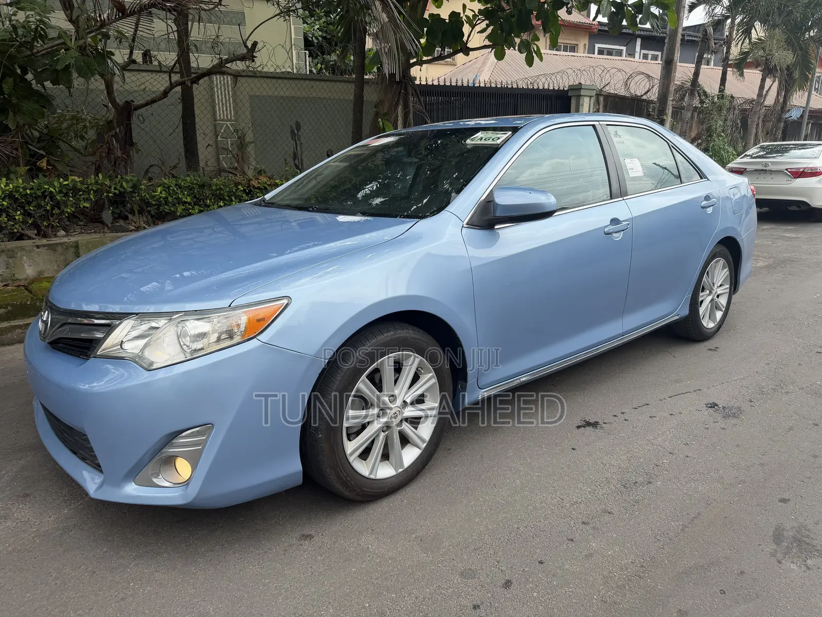 Toyota Camry XLE V6 4dr Sedan (3.5L 6cyl 6A) 2012 Blue