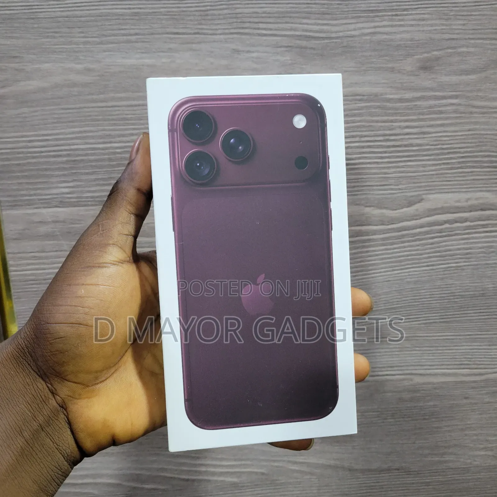 New Apple iPhone 18 Pro Max 512 GB Red