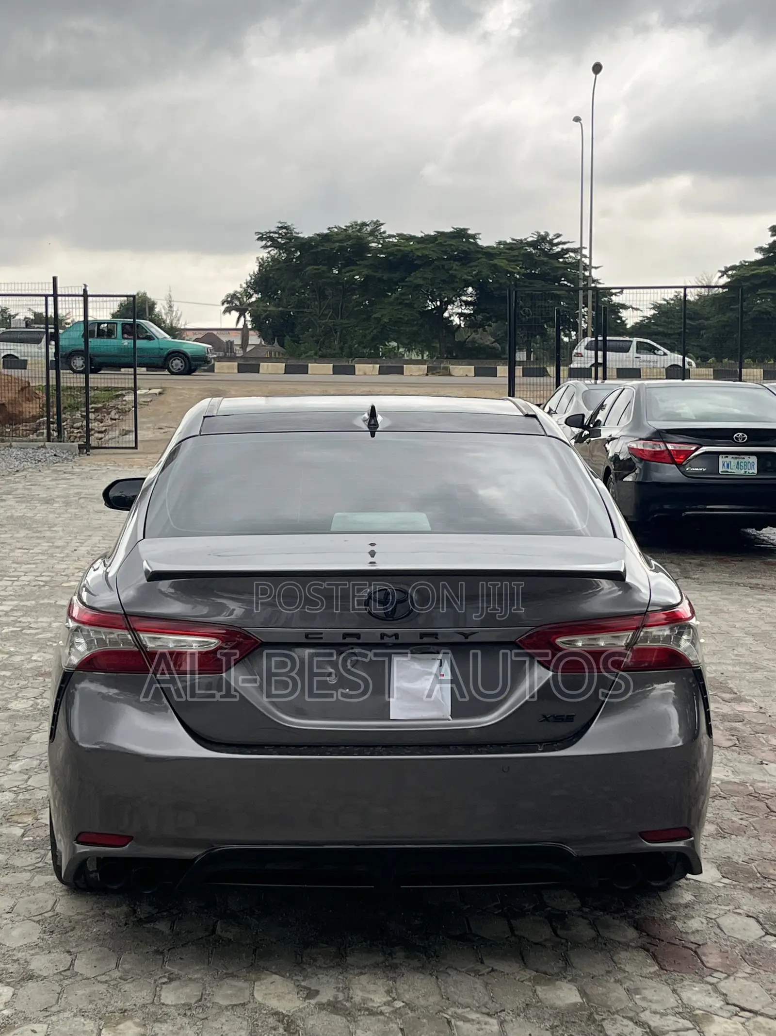 Toyota Camry 2018 Gray