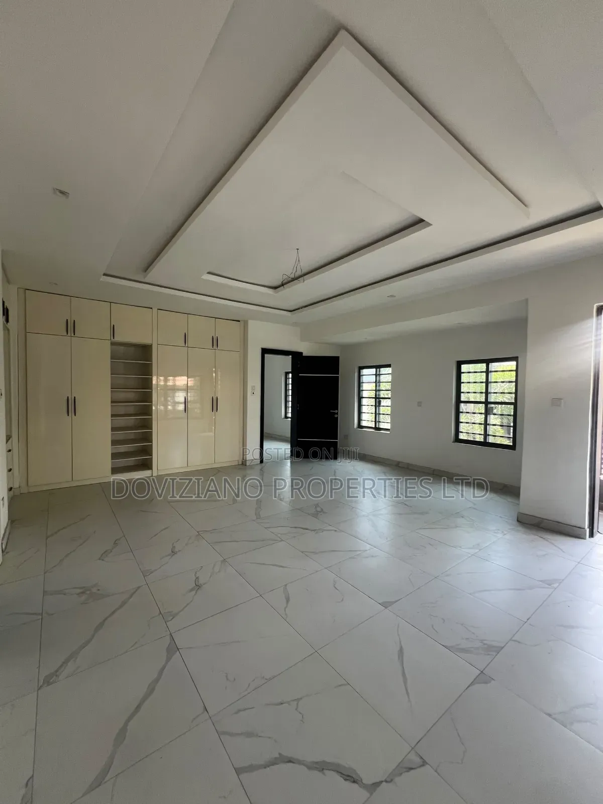 5bdrm Duplex in Lekki Phase 1 for rent