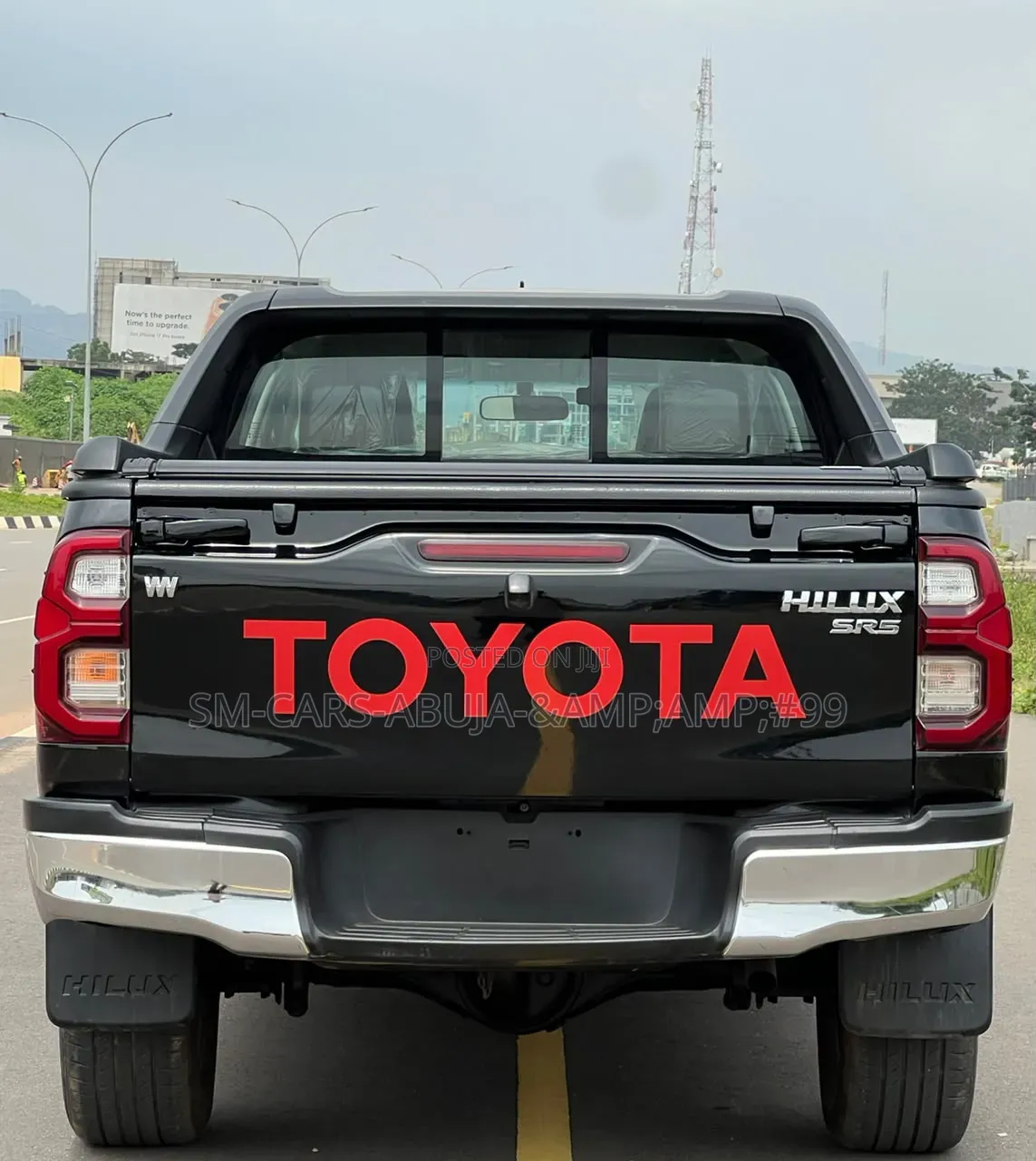 Toyota Hilux 2022 Black