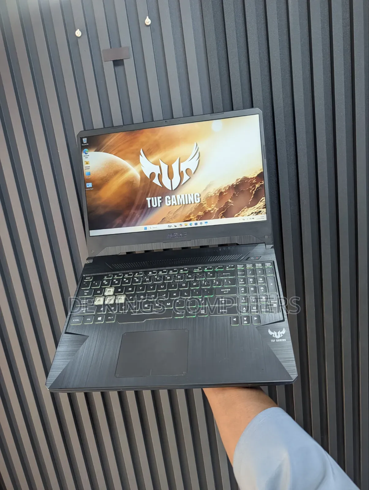 Laptop Asus TUF Gaming FX504 8GB AMD Ryzen 5 SSD 256GB