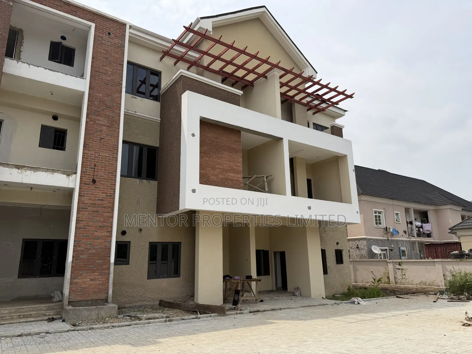 4bdrm Duplex in Mentor, Katampe Extension for sale