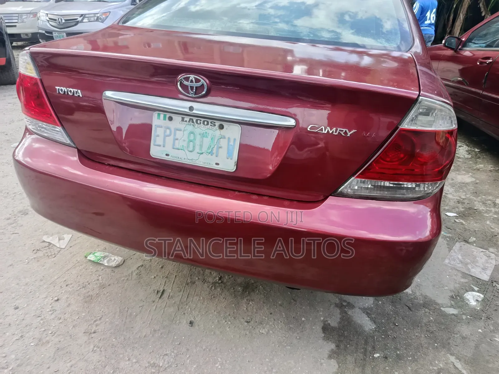Toyota Camry XLE V6 4dr Sedan (3.0L 6cyl 5A) 2004 Red
