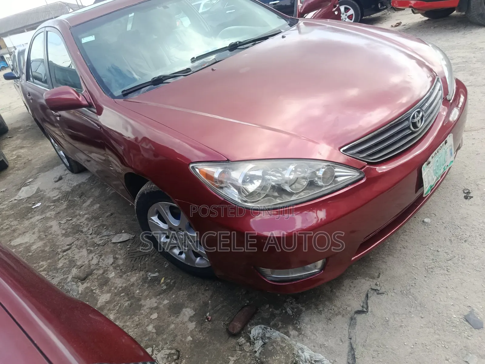 Toyota Camry XLE V6 4dr Sedan (3.0L 6cyl 5A) 2004 Red