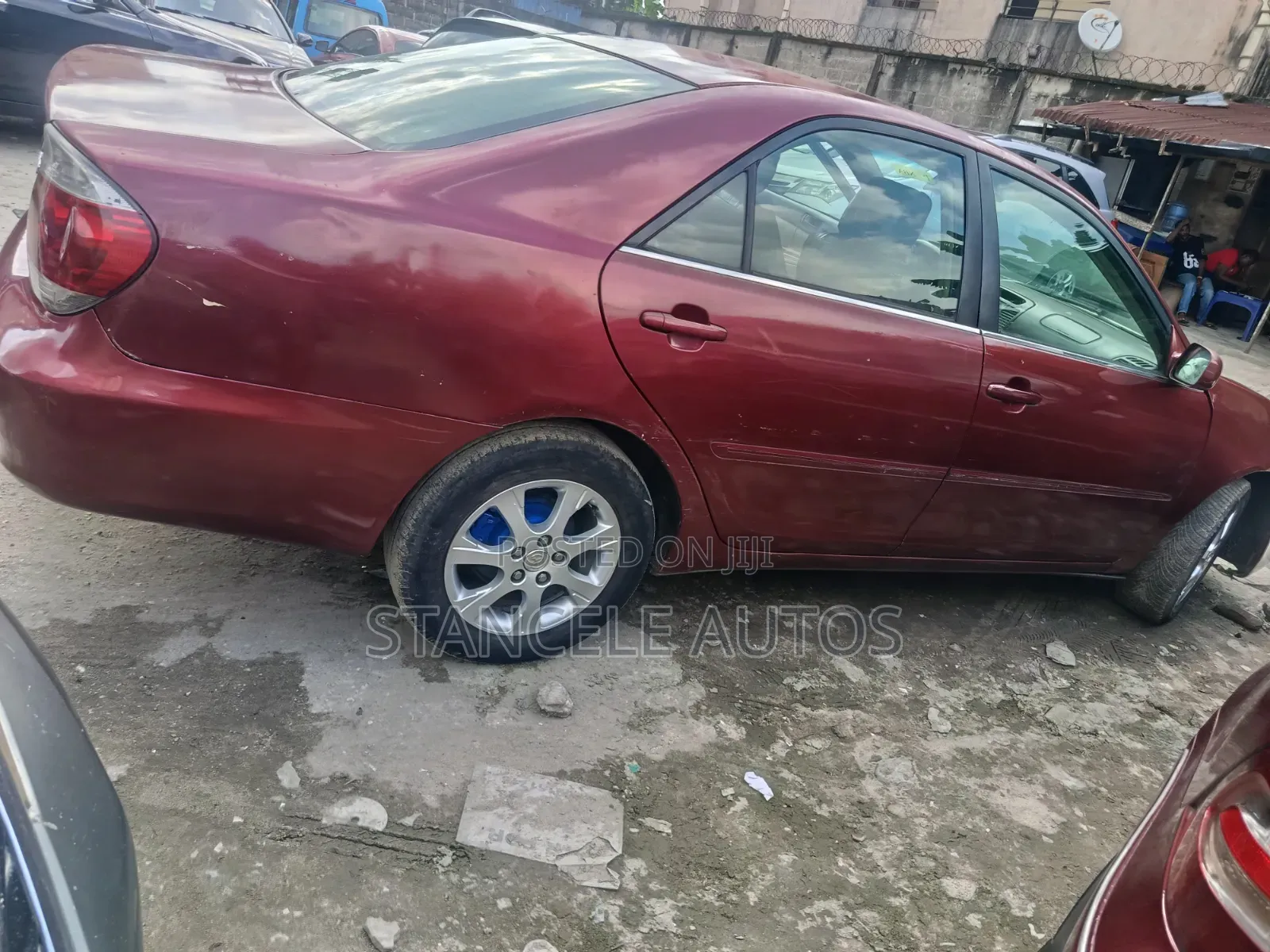Toyota Camry XLE V6 4dr Sedan (3.0L 6cyl 5A) 2004 Red