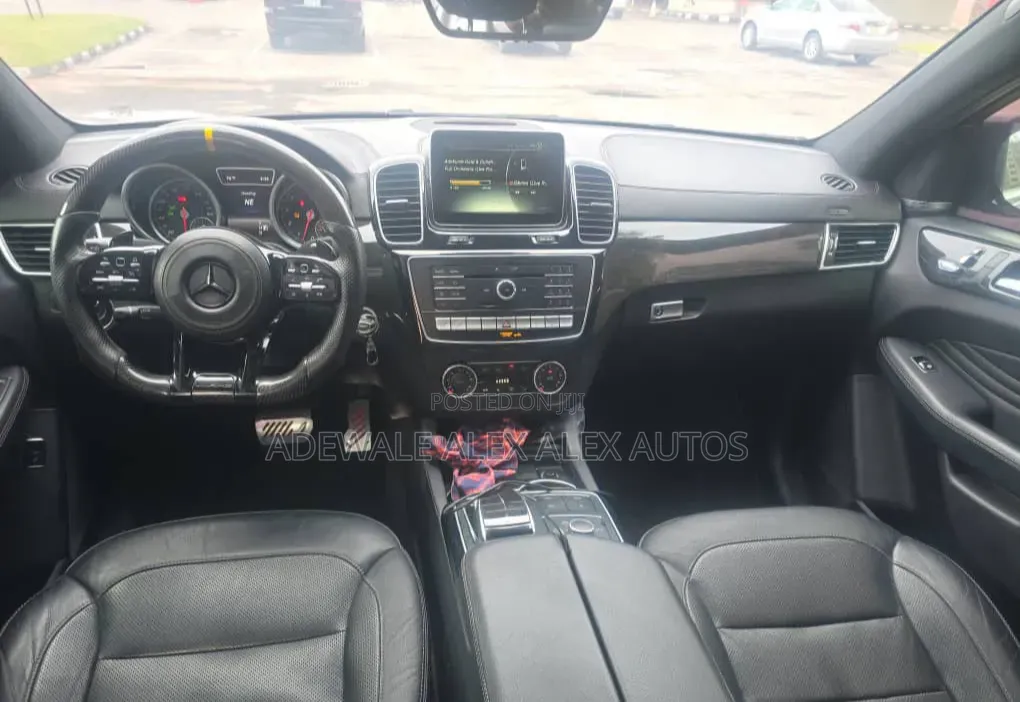 Mercedes-Benz GLE-Class 2016 Black