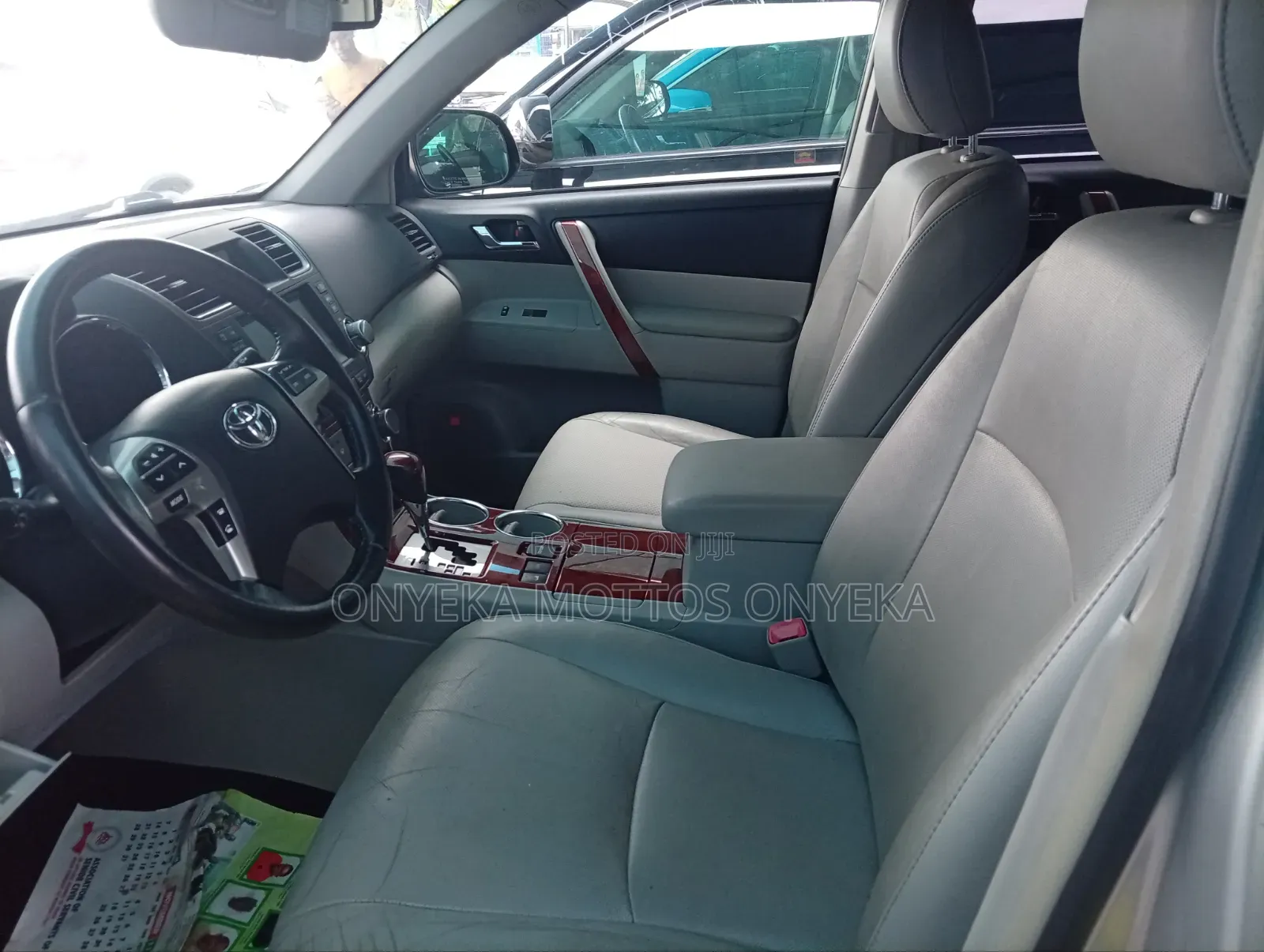 Toyota Highlander Limited 2011 Silver