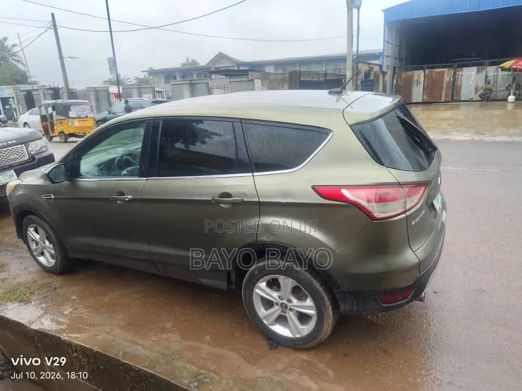 Ford Escape S 4dr SUV (2.5L 4cyl 6A) 2014 Green