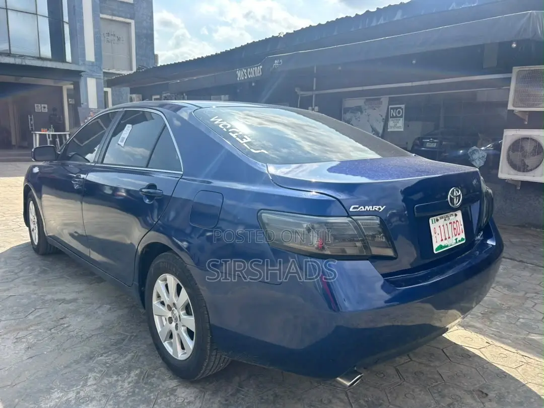 Toyota Camry XLE V6 4dr Sedan (3.5L 6cyl 6AM) 2007 Blue