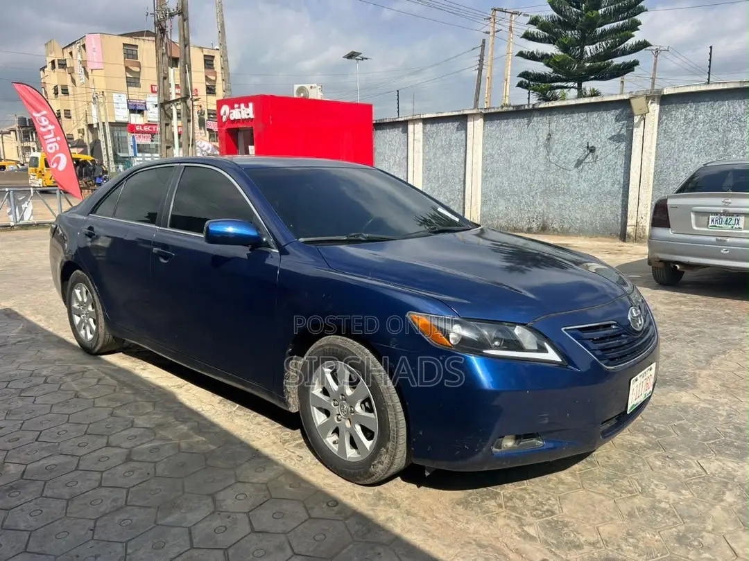 Toyota Camry XLE V6 4dr Sedan (3.5L 6cyl 6AM) 2007 Blue