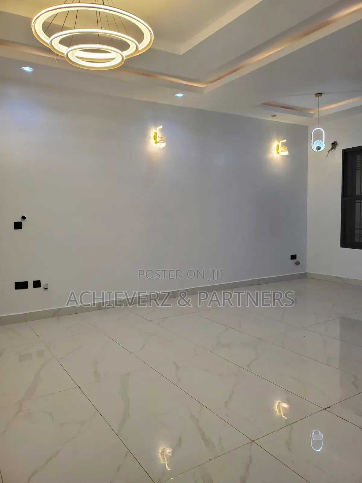 4bdrm Duplex in Jahi for sale
