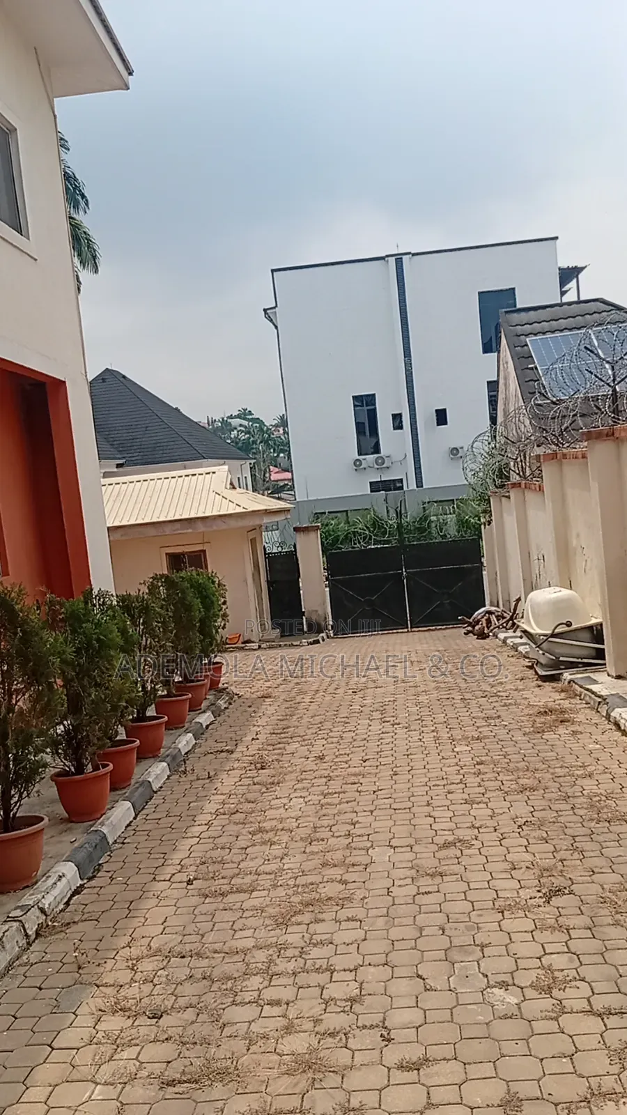4bdrm Duplex in Asokoro for rent