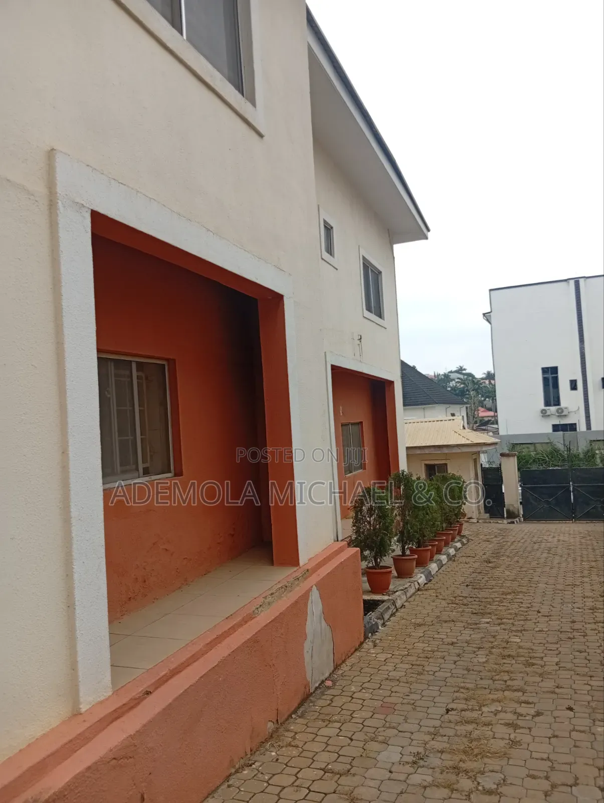 4bdrm Duplex in Asokoro for rent