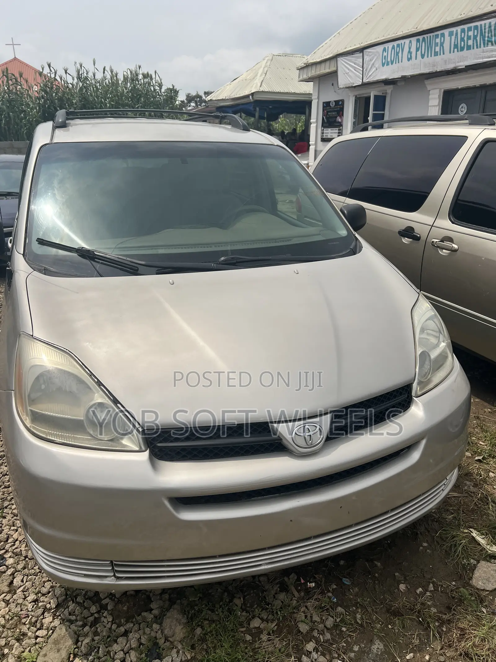 Toyota Sienna CE FWD (3.3L V6 5A) 2004 Silver