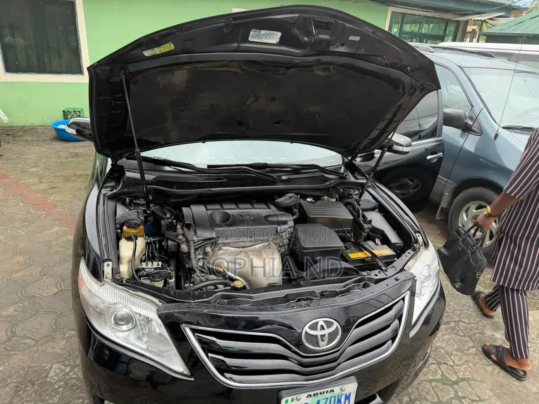 Toyota Camry 2011 Black