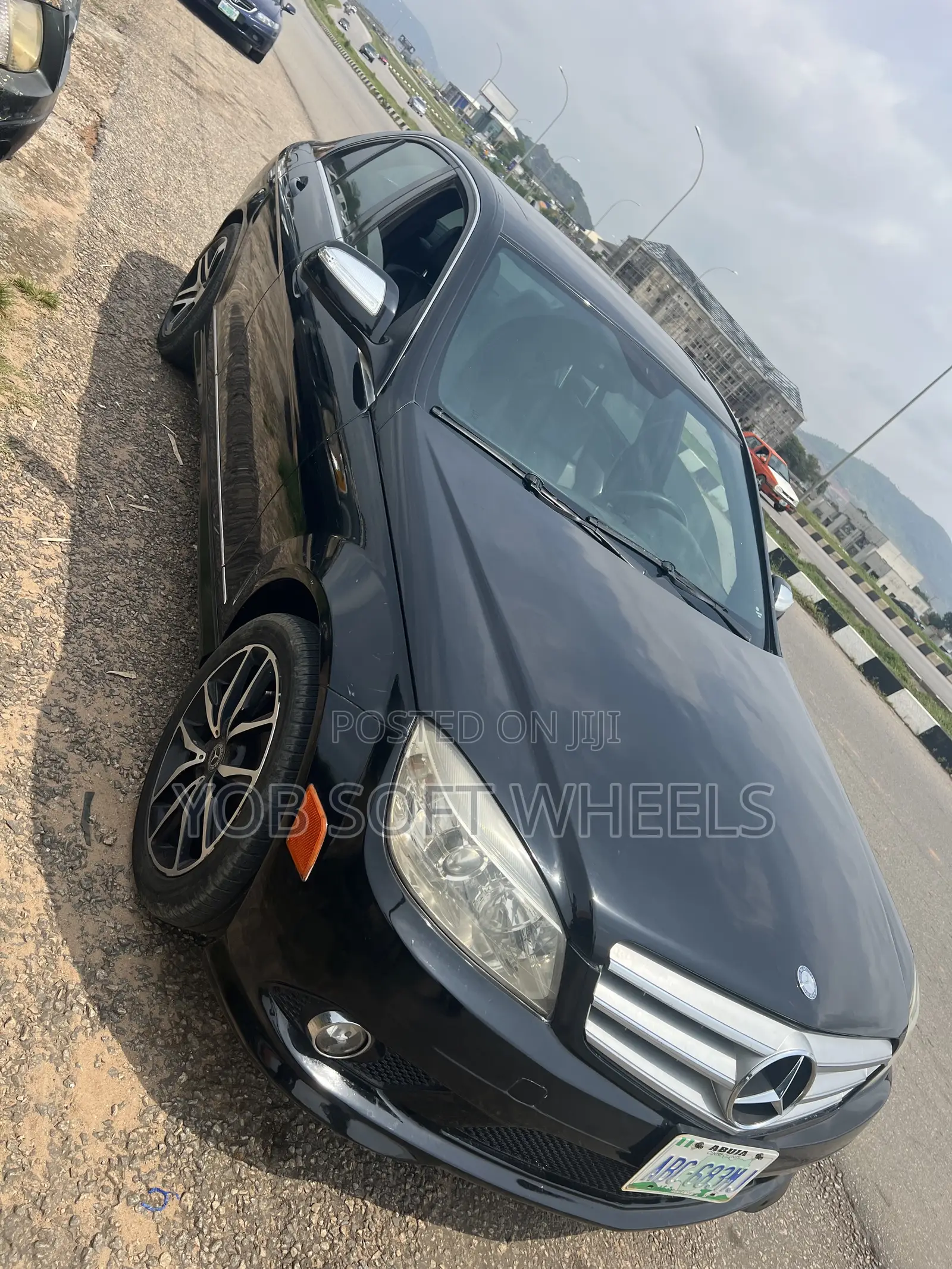 Mercedes-Benz C300 Luxury Sedan AWD (3.0L 6cyl 7A) 2009 Black