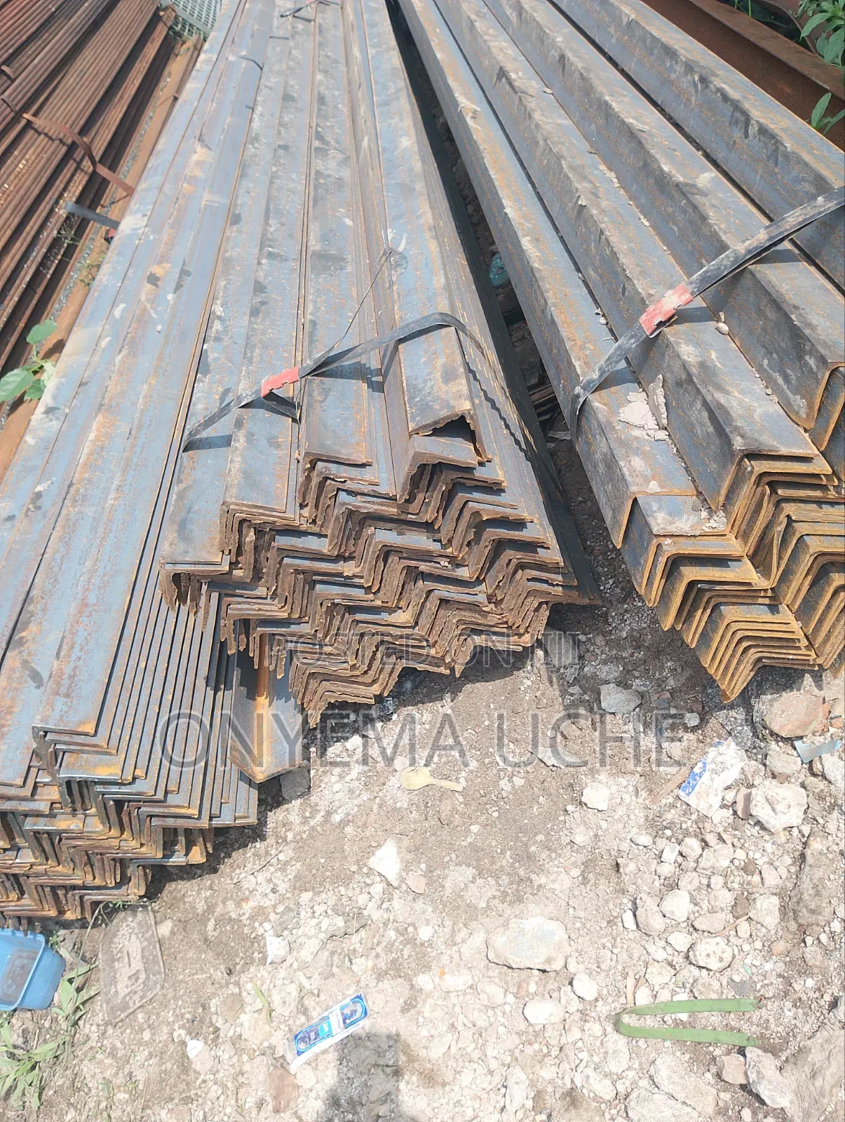75 X 75 X 6Mm Angle Iron