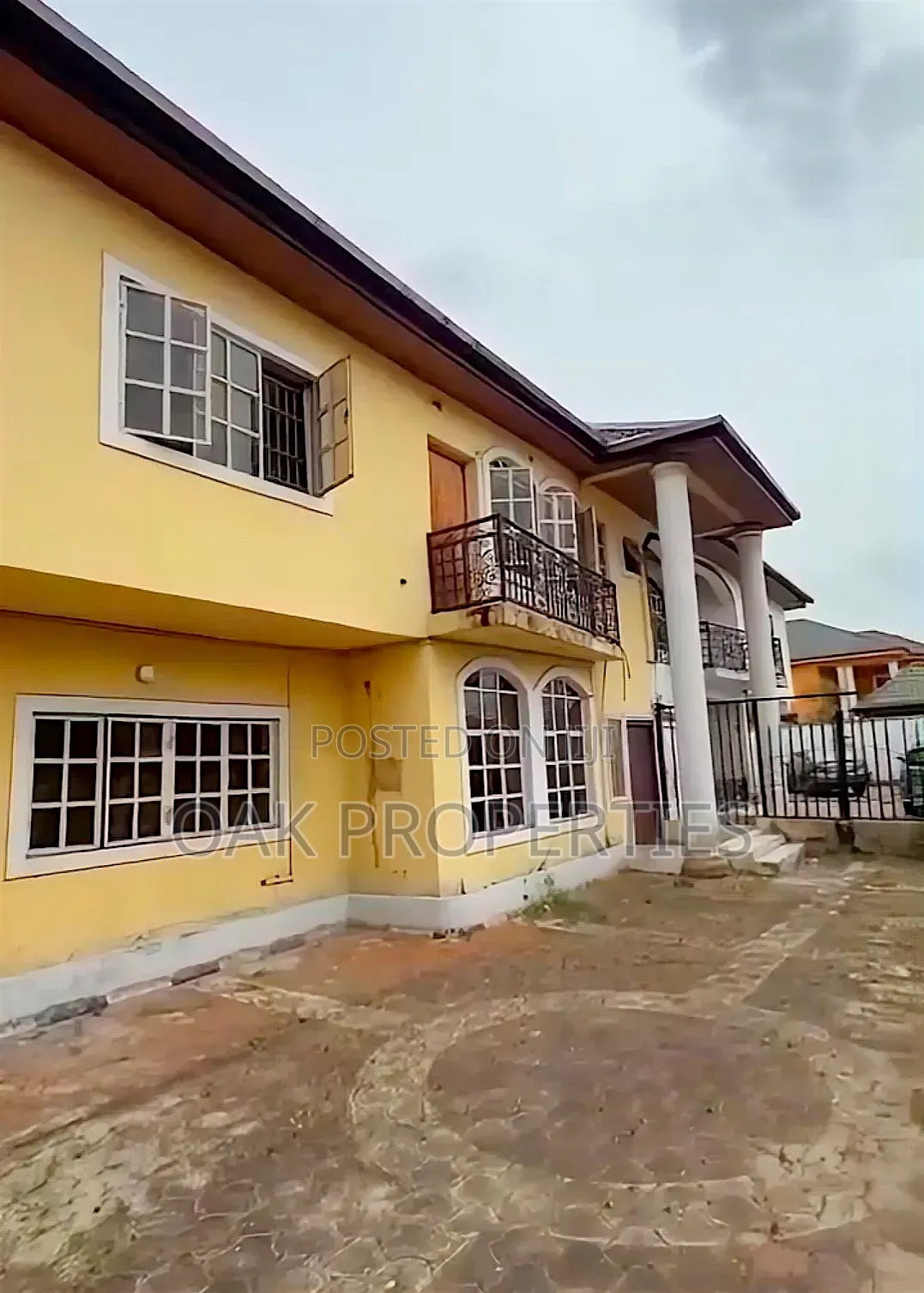 4bdrm Duplex in Rumuola for sale