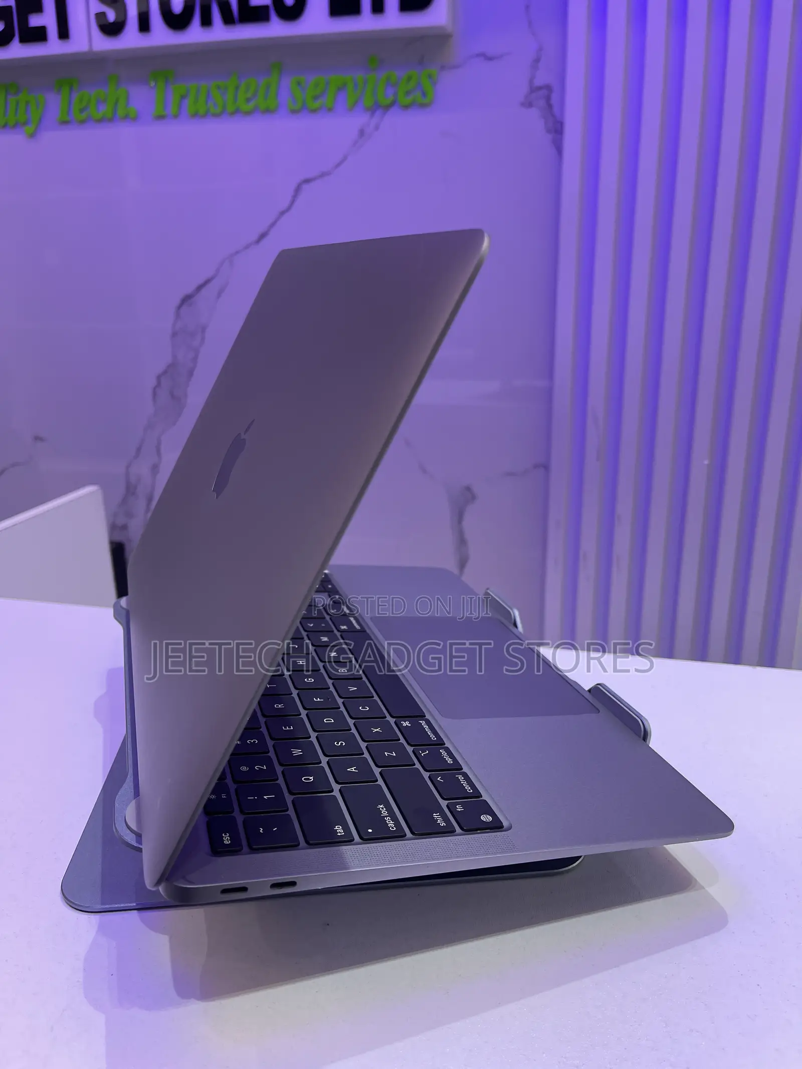 Laptop Apple MacBook Air 2020 M1 8GB Apple M1 SSD 256GB