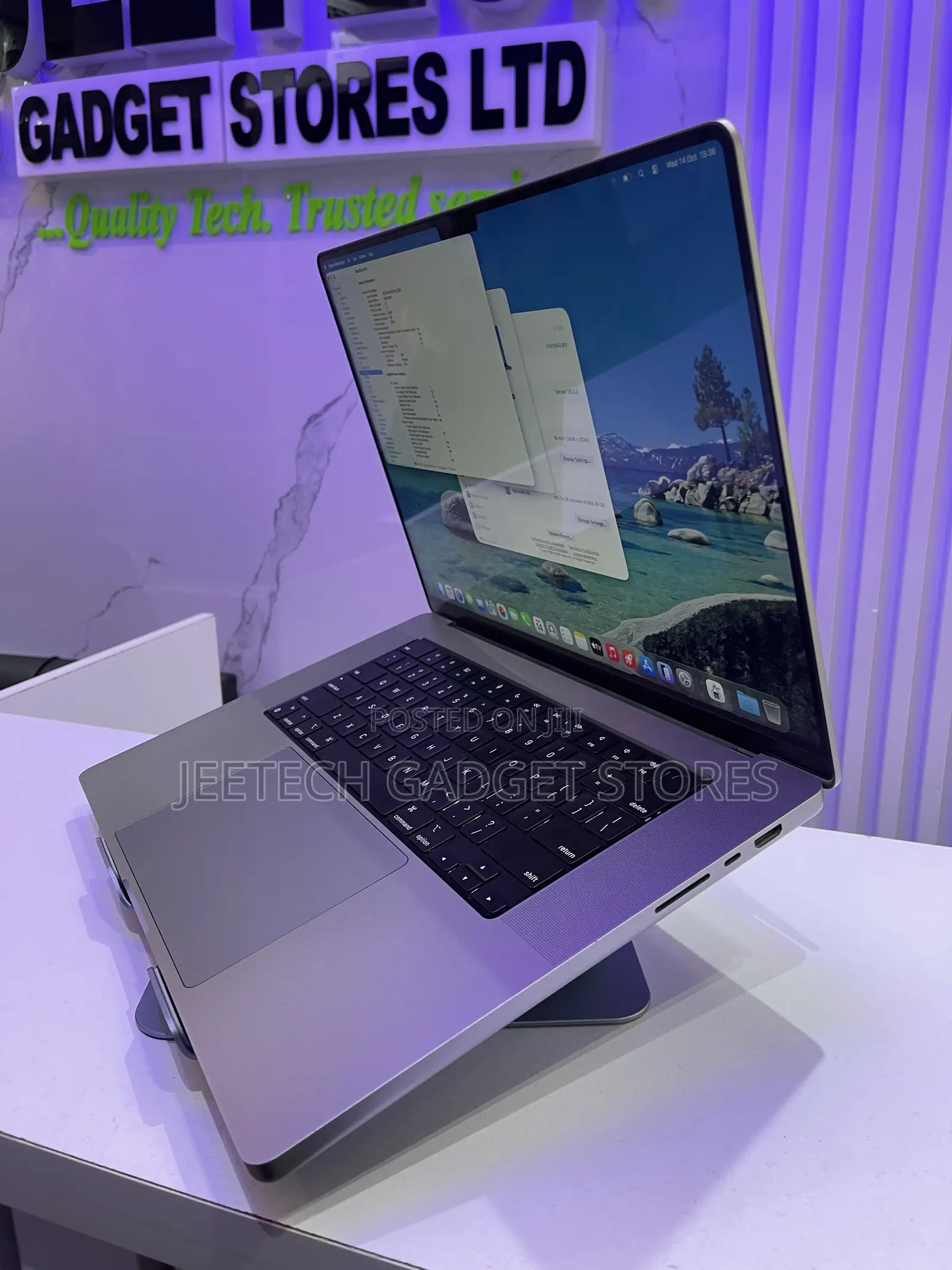 Laptop Apple MacBook Pro 2021 M1 16GB Apple M2 Ultra SSD 512GB