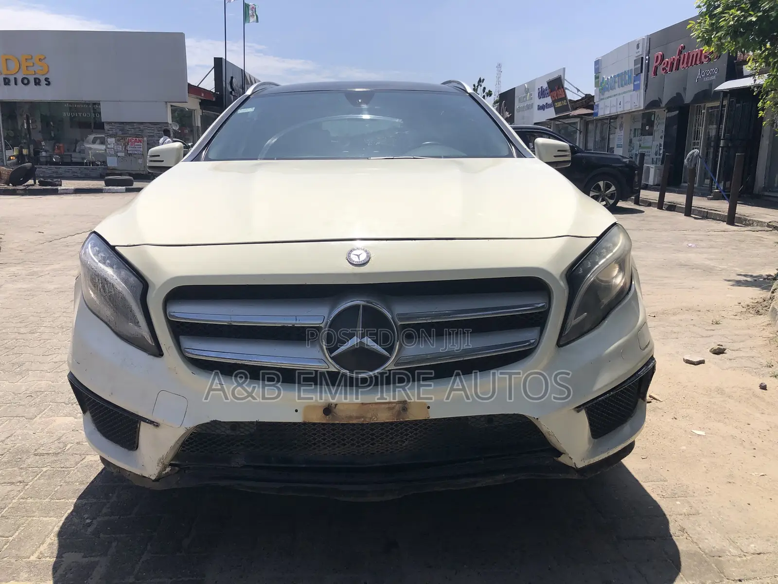 Mercedes-Benz GLA 250 SV Premium 2014 White