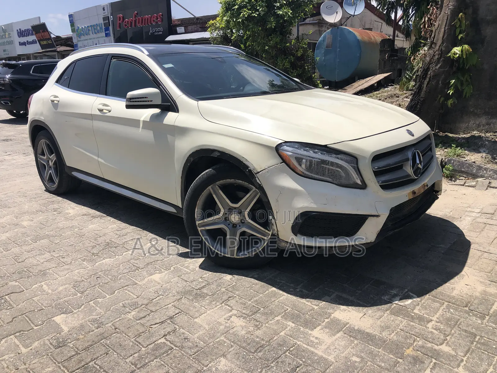 Mercedes-Benz GLA 250 SV Premium 2014 White
