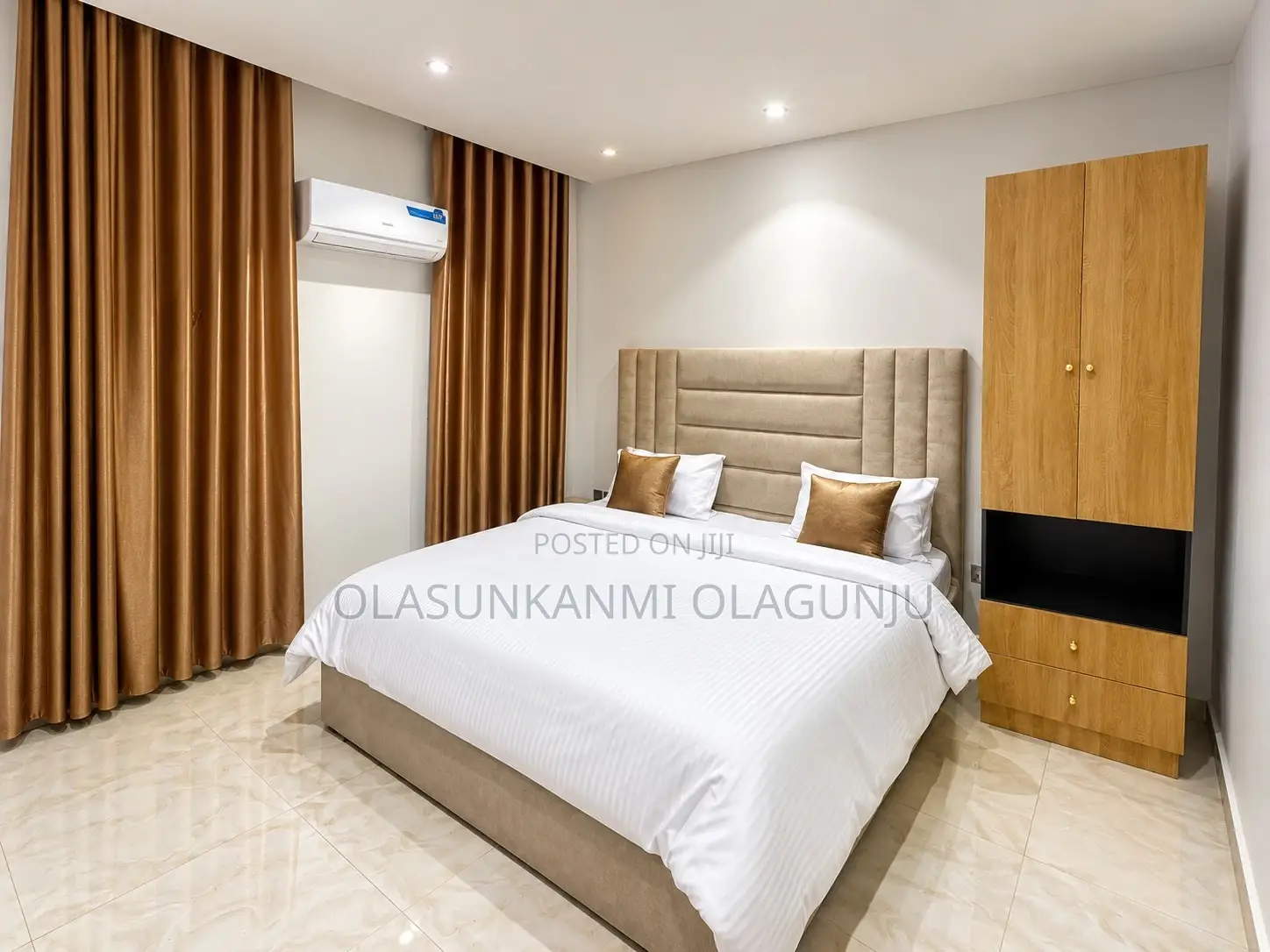 One Bedroom Luxury King Size Bed Apartment