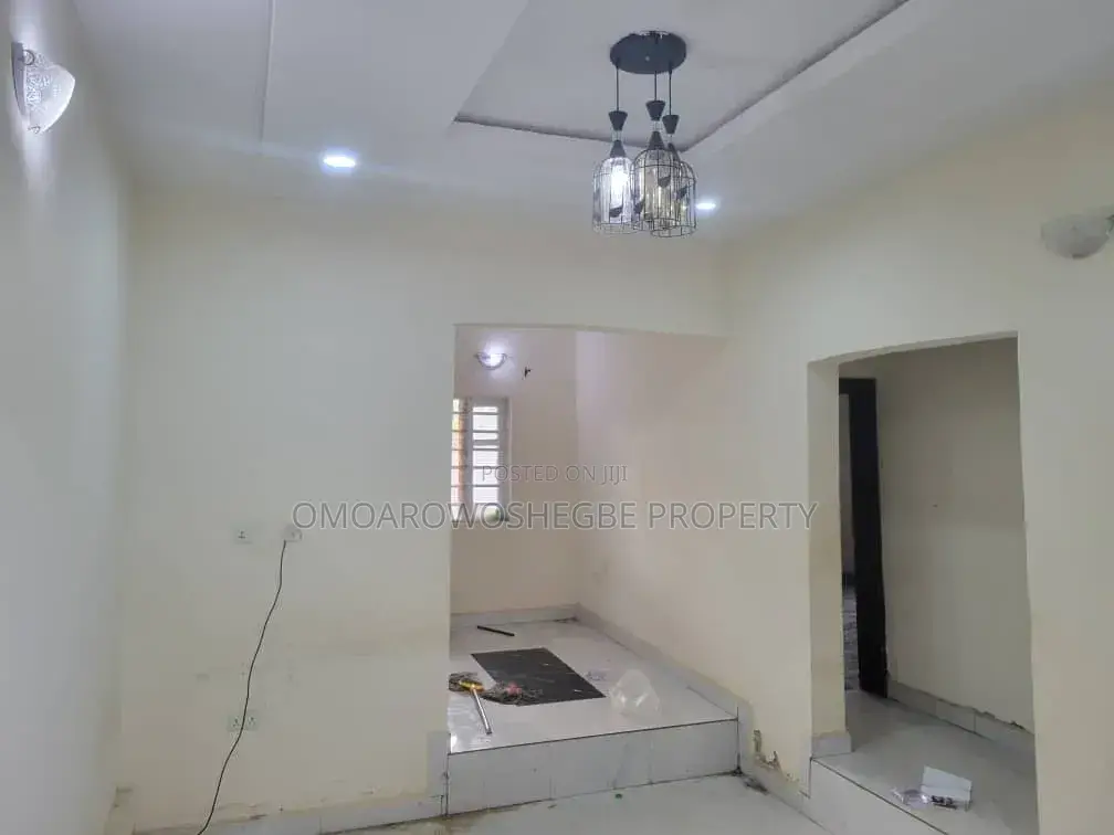 Furnished 2bdrm Block of Flats in Graceland Estate, Akure for rent
