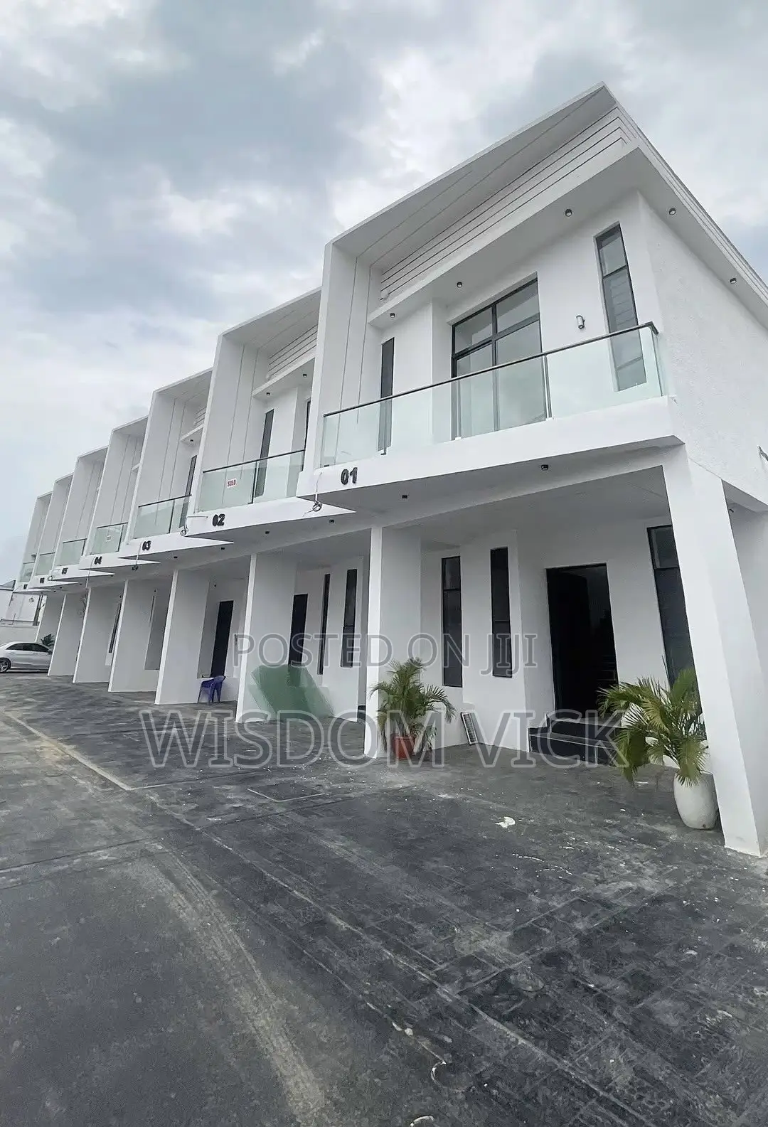 Original Estate Owners Only Special Painter for Your Properties