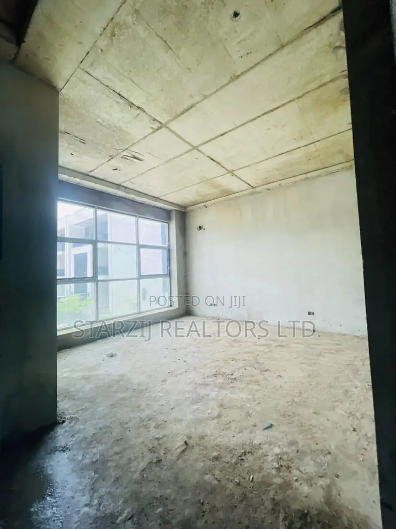 5bdrm House in Jabi for sale
