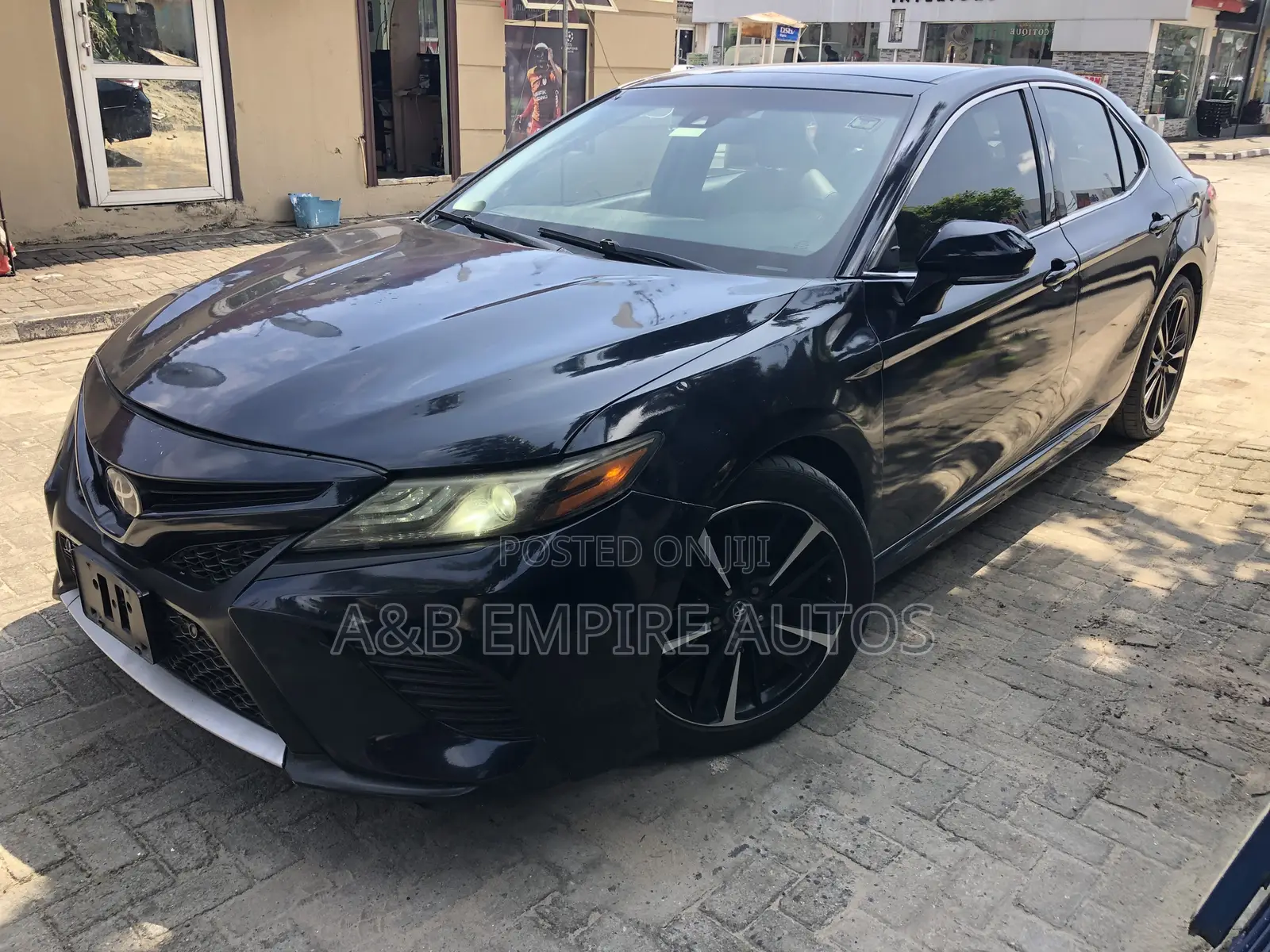 Toyota Camry 2019 Blue