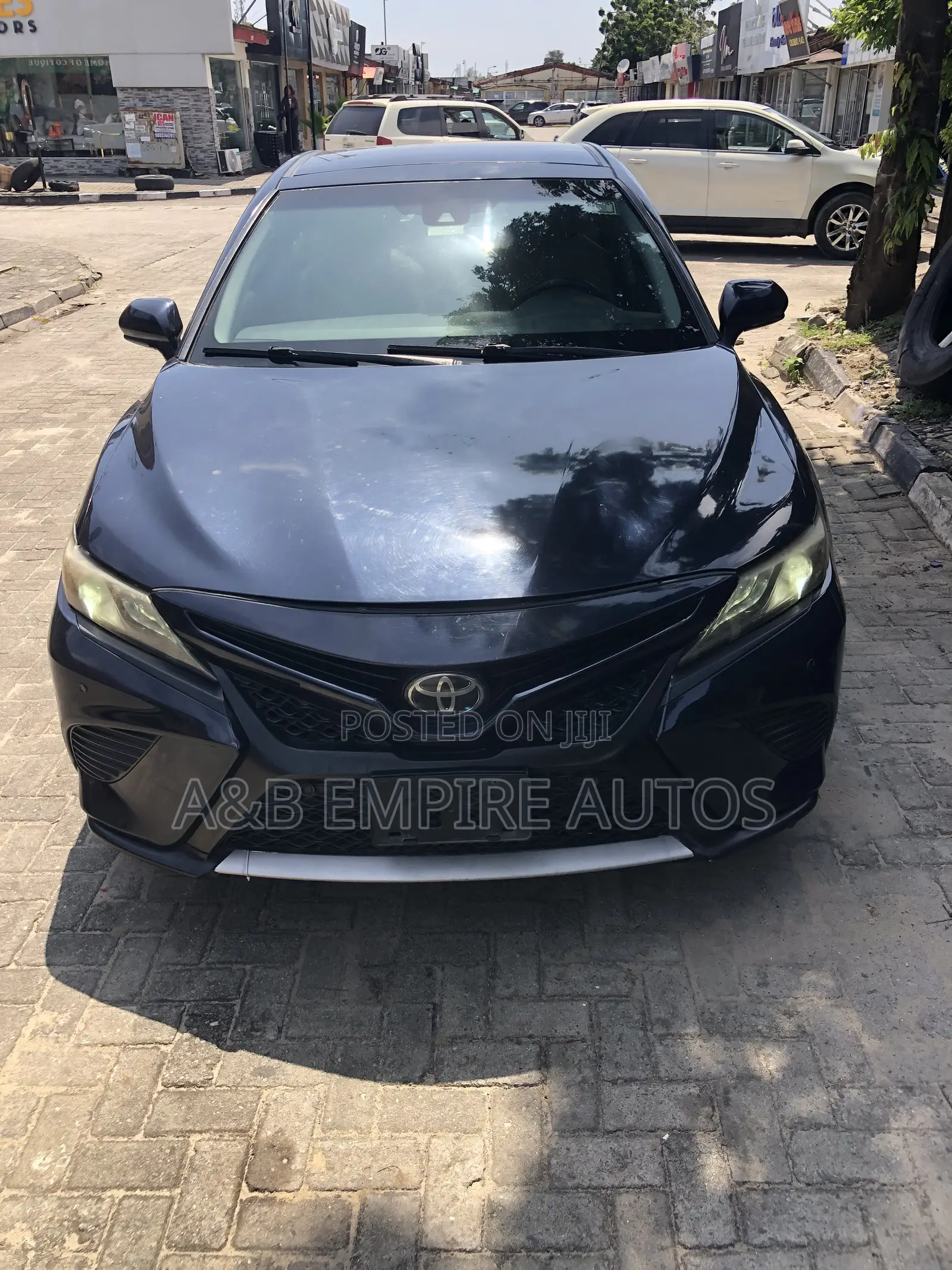 Toyota Camry 2019 Blue