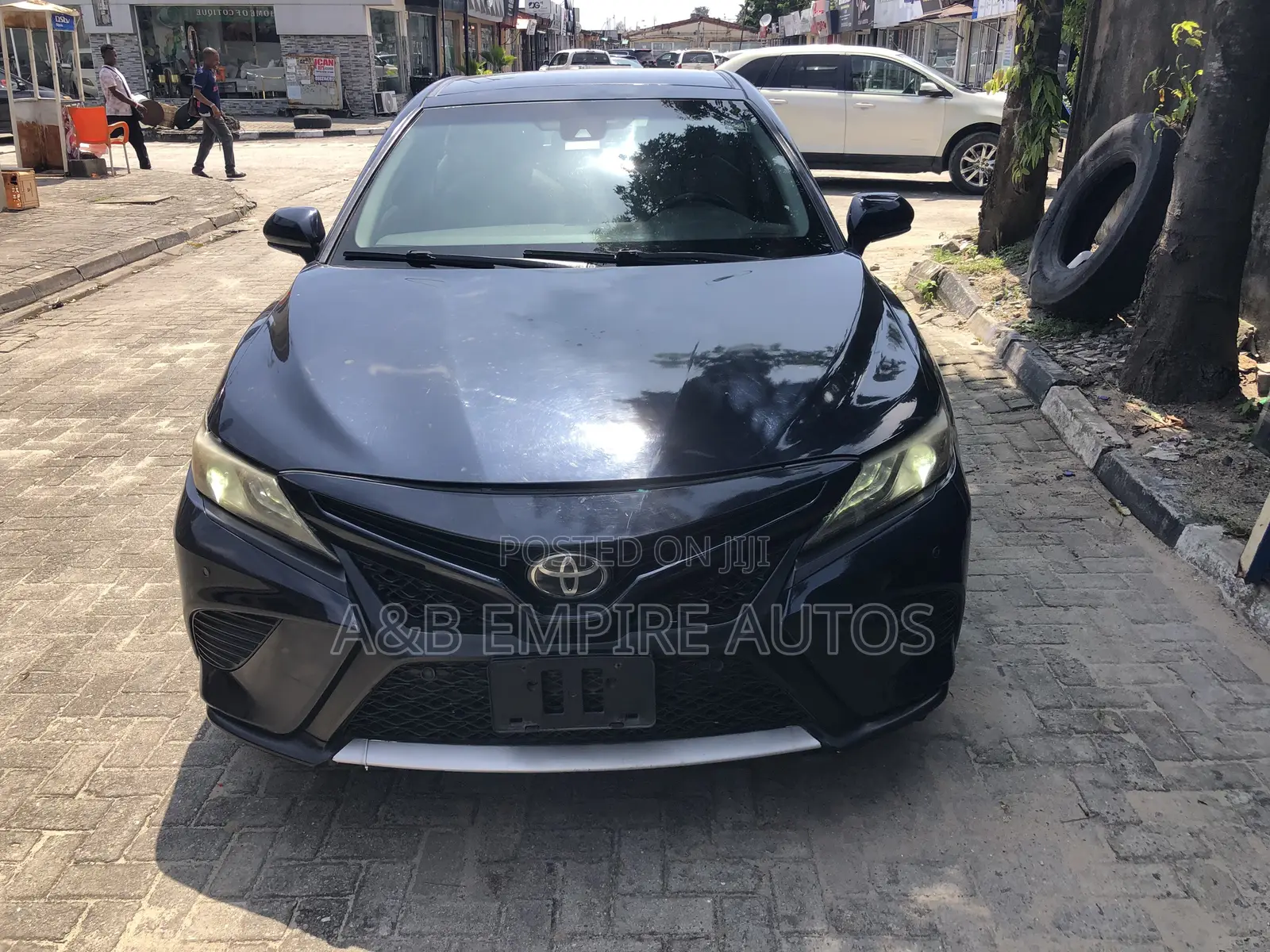 Toyota Camry 2019 Blue