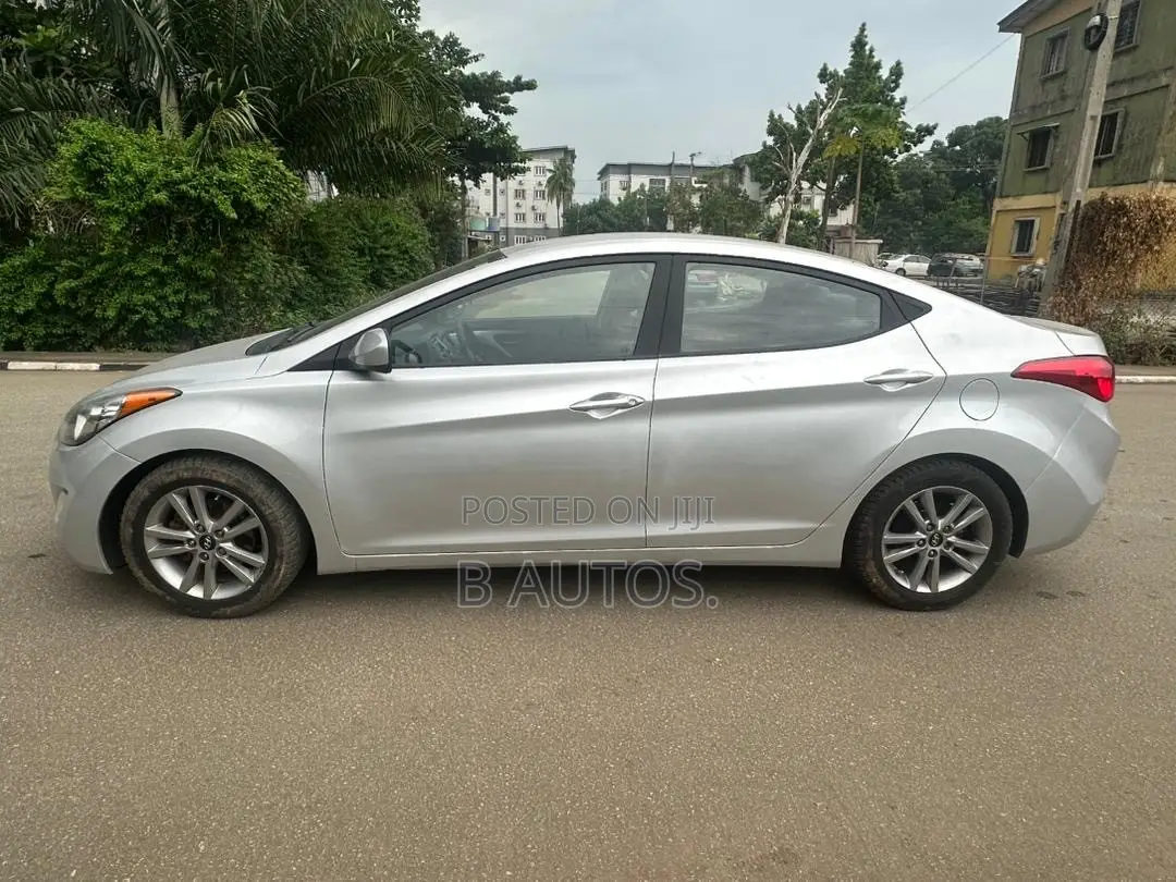 Hyundai Elantra GLS 2012 Silver