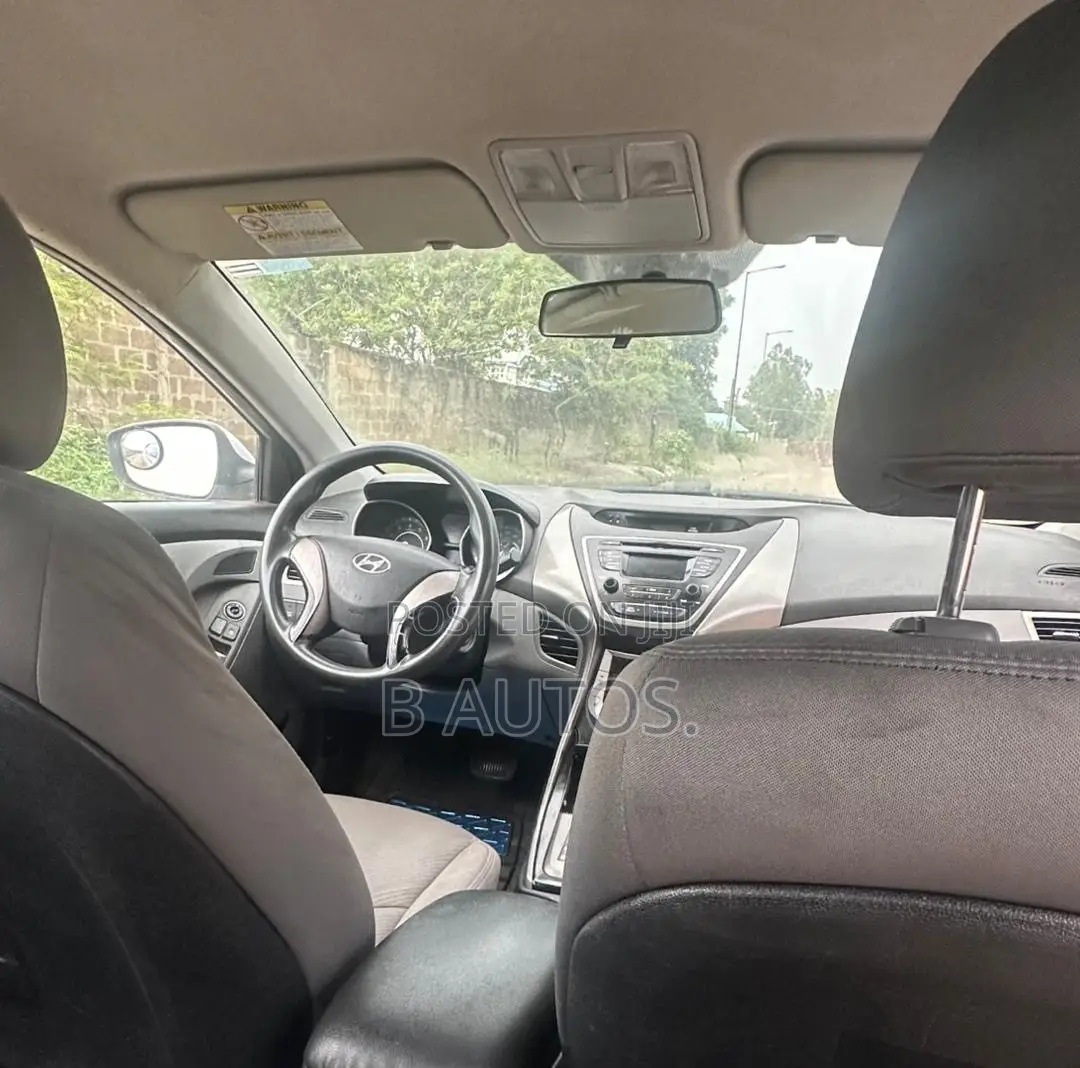 Hyundai Elantra GLS 2012 Silver