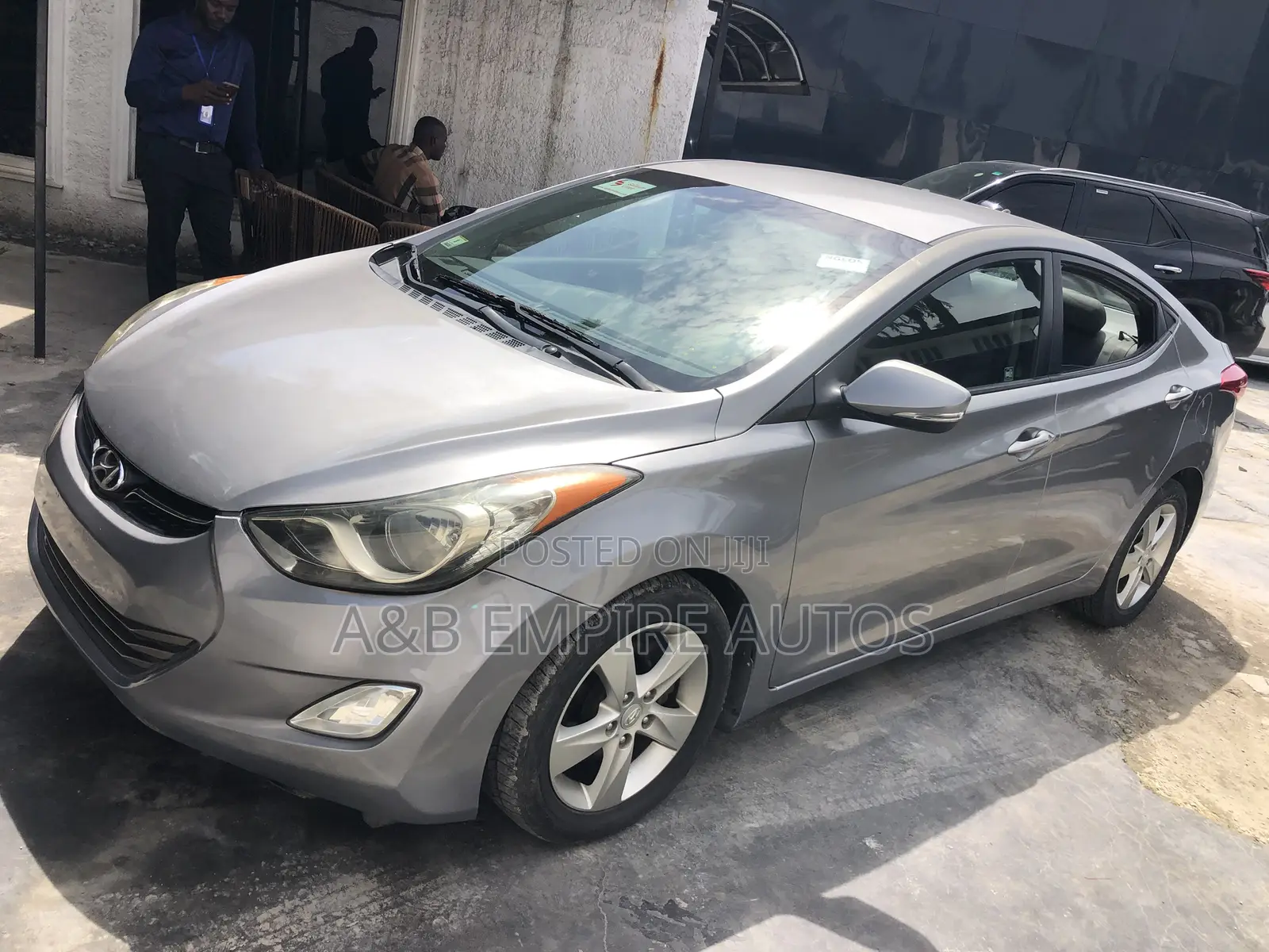 Hyundai Elantra 2011 Gold