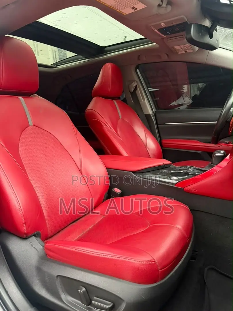 Toyota Camry XSE V6 FWD 2020 Silver
