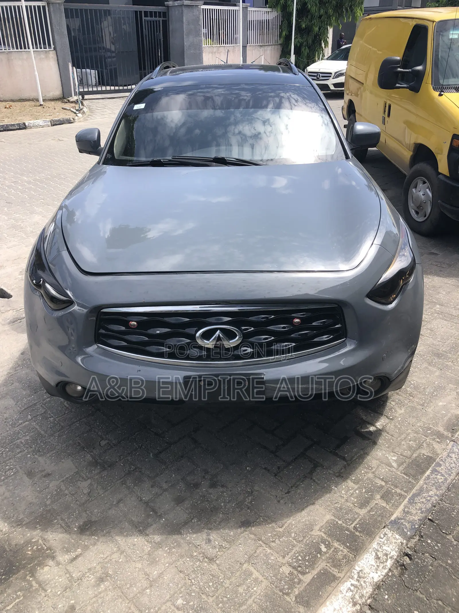 Infiniti FX35 2009 Brown