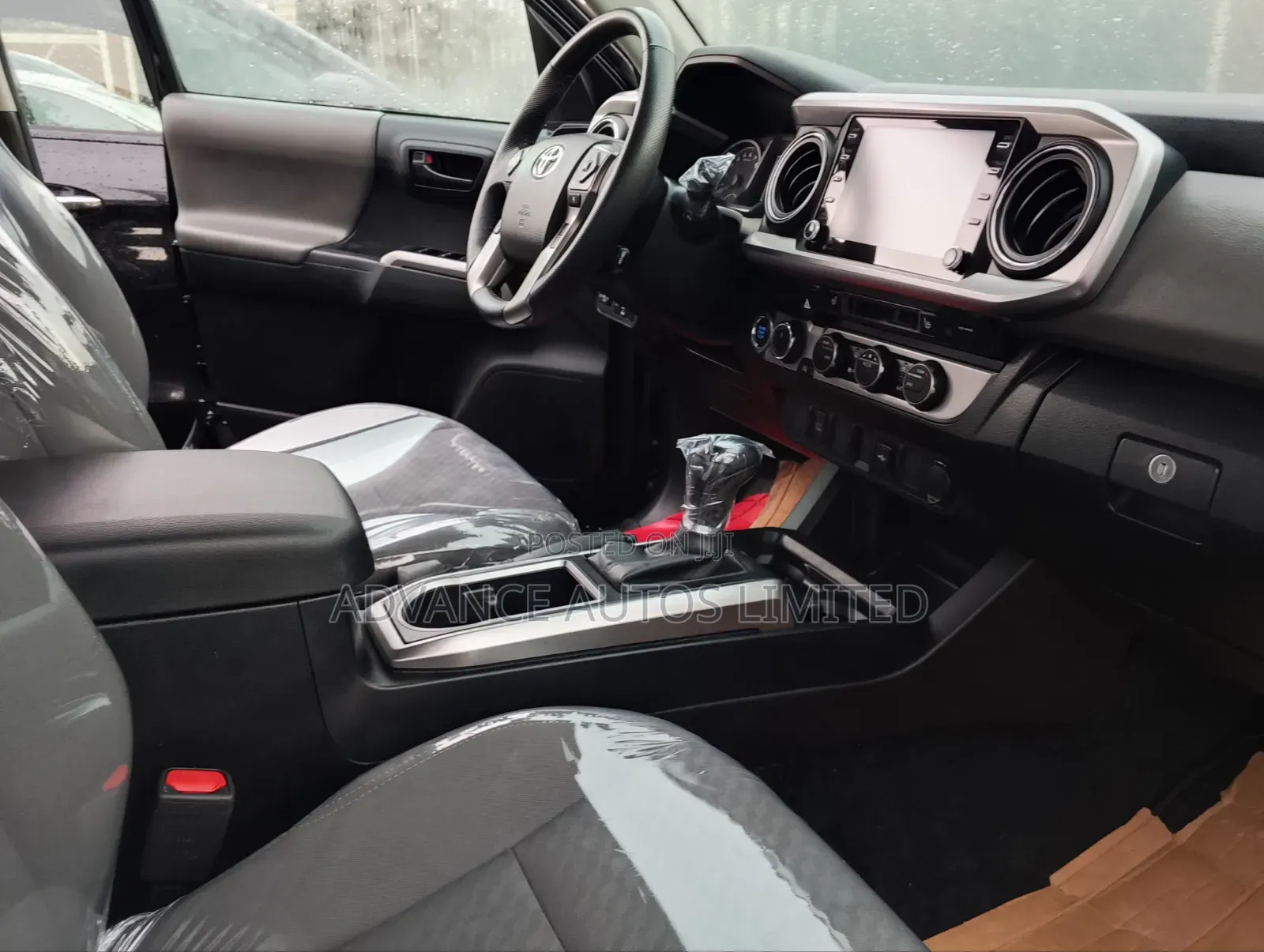 Toyota Tacoma SR5 2021 Black