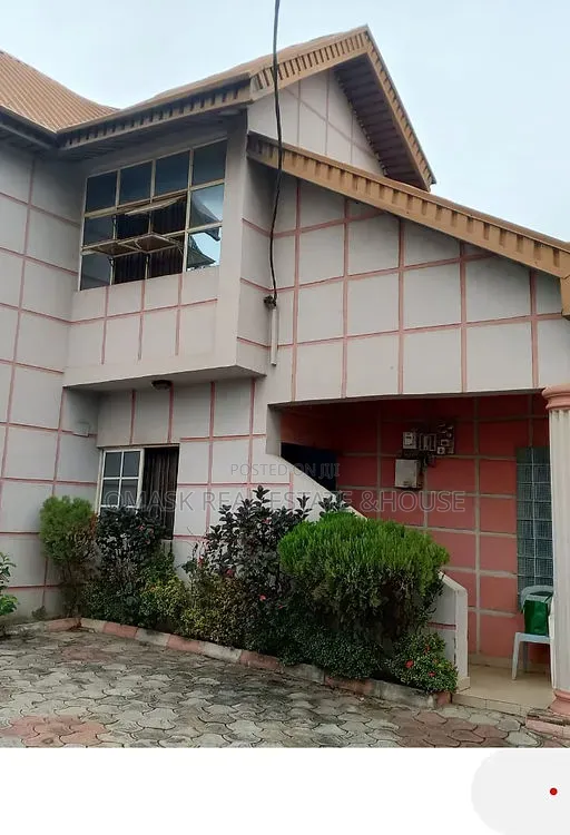 5bdrm Duplex in Lekki Phase 1 for sale