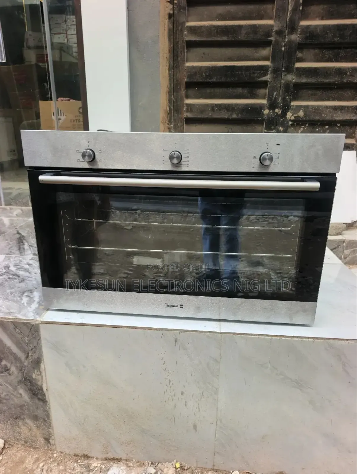 Original Scanfrost Built-in 90CM Electric Oven With Grill & Timer Etc.
