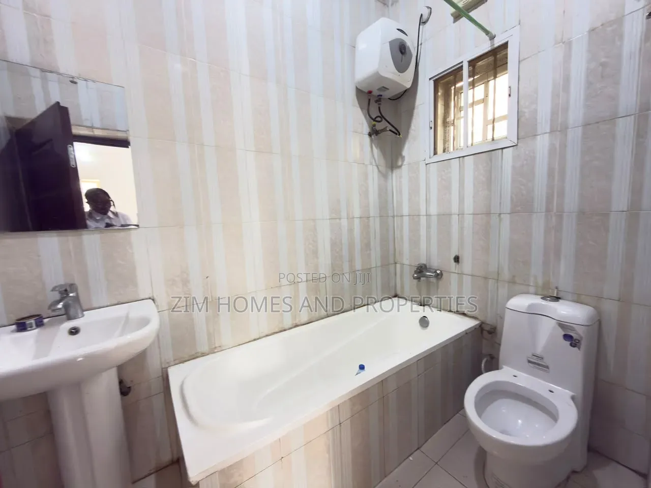 2bdrm Duplex in Zim Homes And, Wuye for rent