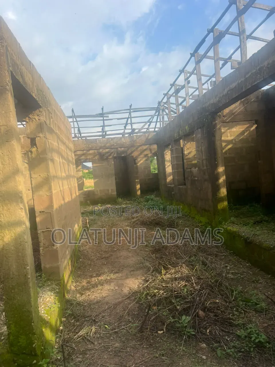 11bdrm Block of Flats in Coker, Osogbo for sale