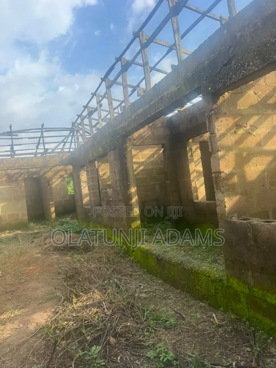 11bdrm Block of Flats in Coker, Osogbo for sale