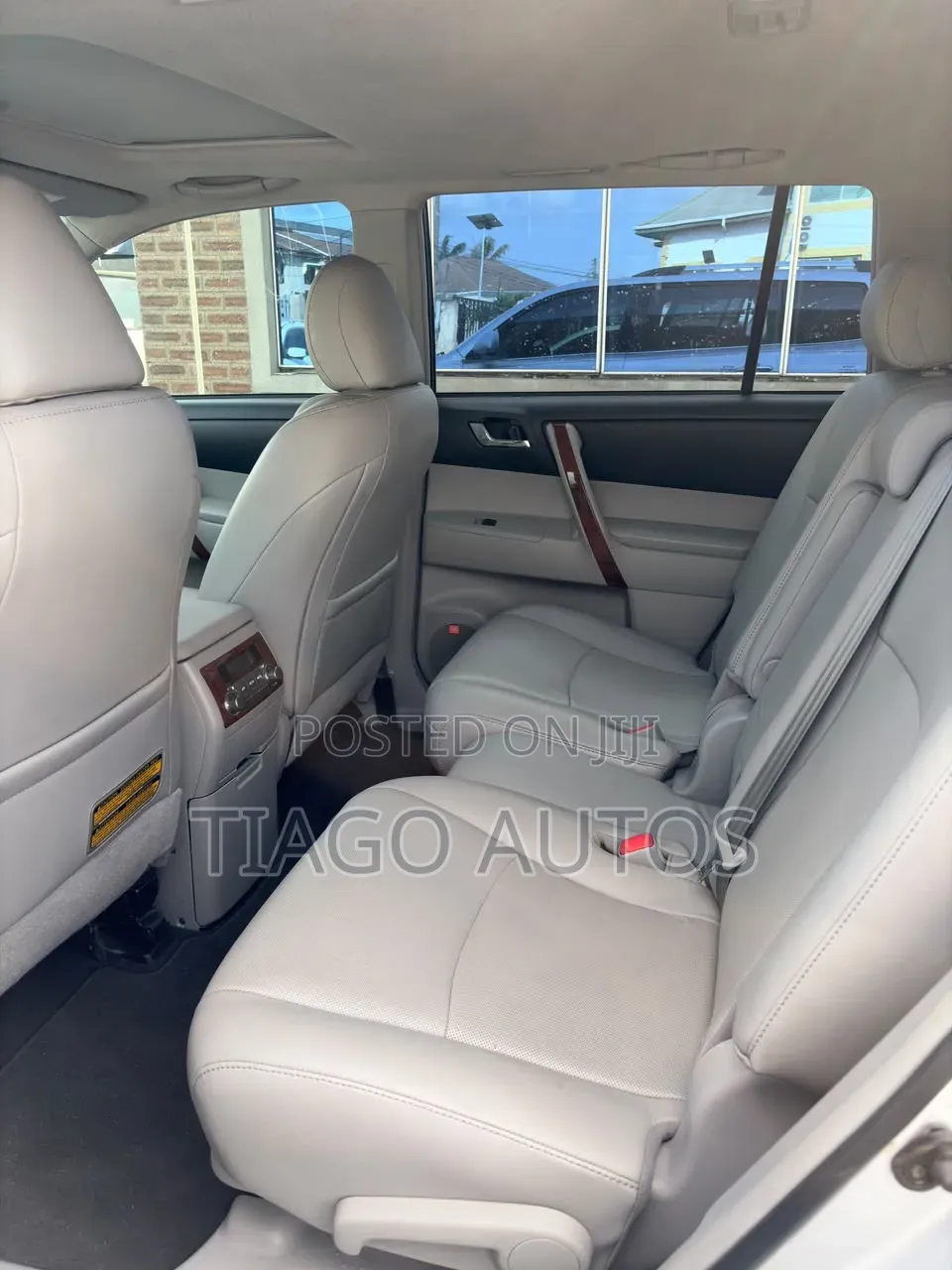 Toyota Highlander Limited 3.5l 4WD 2013 Silver