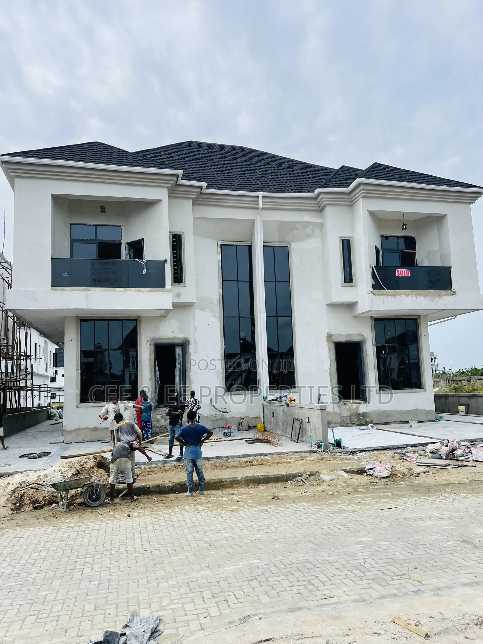 4bdrm Duplex in Sapphire Garden, Awoyaya for sale