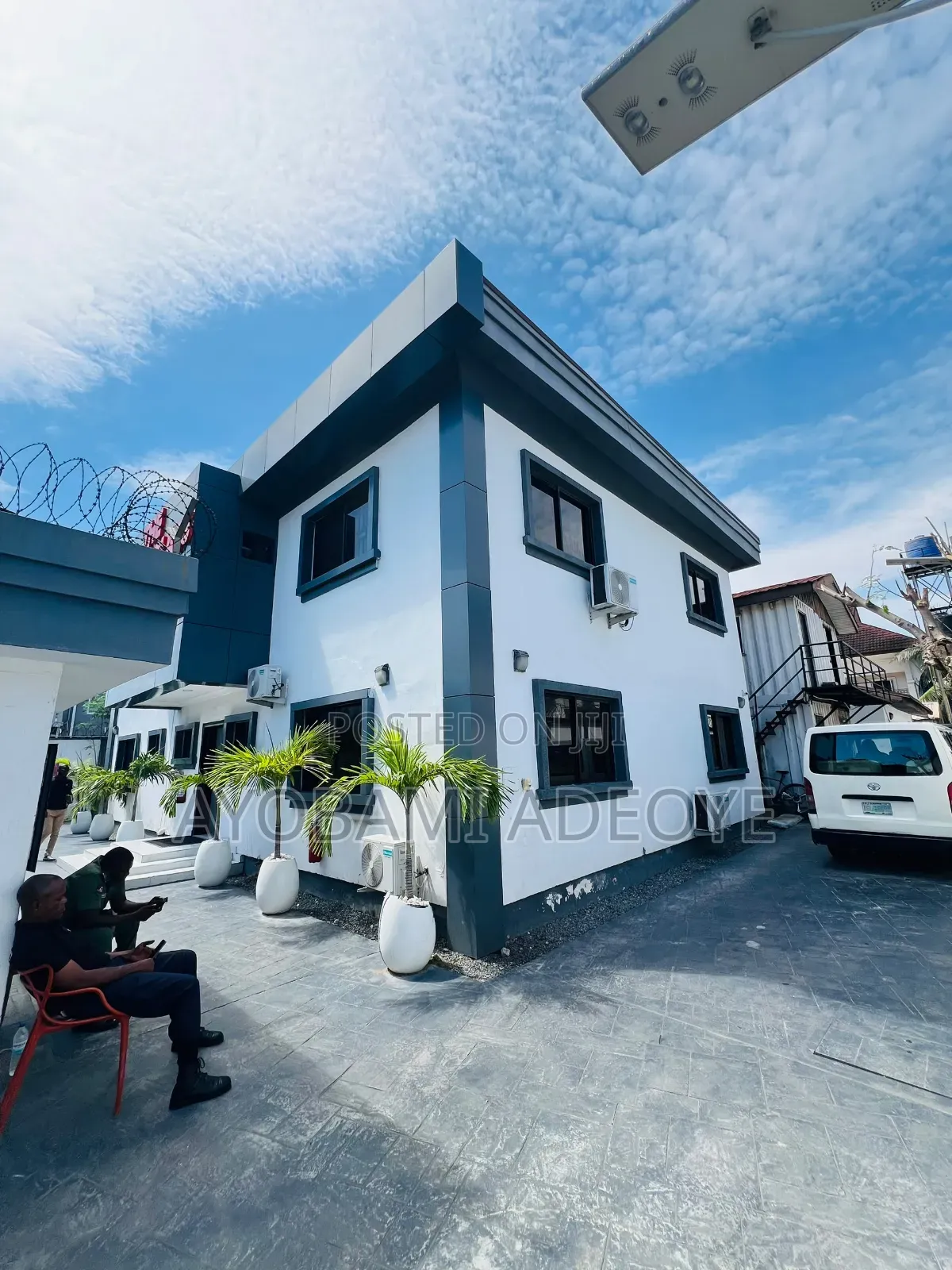 Office Space to Let at Lekki Phase 1